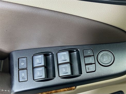 Used 2020 Chevrolet Tahoe Premier image 21