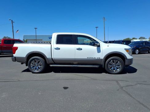 Used 2019 Nissan Titan Platinum Reserve w/ Platinum Utility Package image 7
