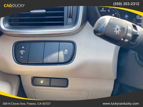 Used 2016 Kia Sorento EX image 14