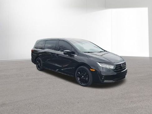 Used 2024 Honda Odyssey Sport image 2