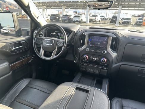Used 2020 GMC Sierra 3500 Denali image 21