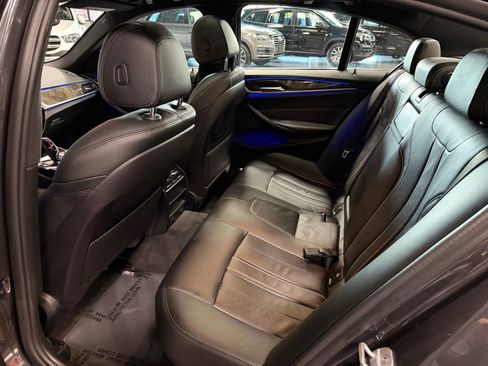 Used 2019 BMW 540i w/ Convenience Package image 17
