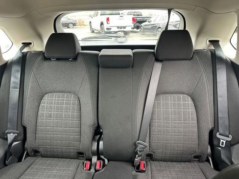Used 2025 Honda HR-V LX image 29
