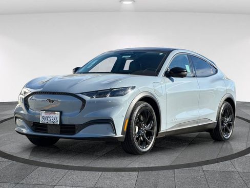 Used 2024 Ford Mustang Mach-E Select image 9