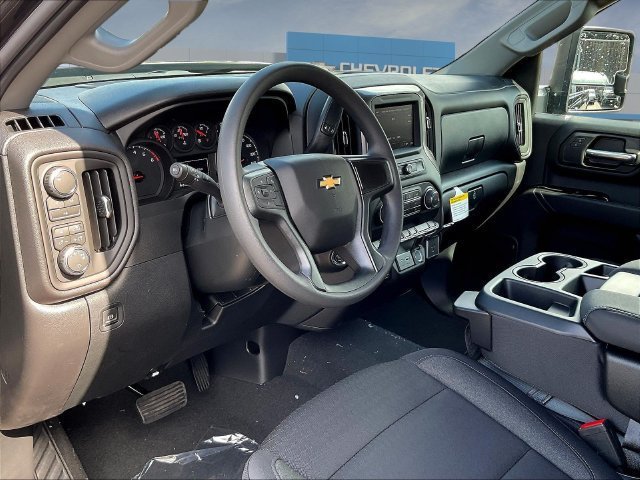 New 2026 Chevrolet Silverado 2500 Custom w/ Custom Value Package AWD/4WD image 9