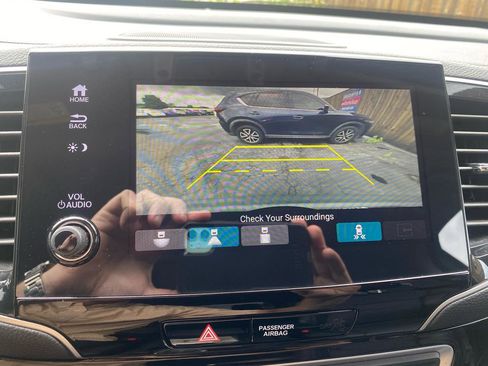 Used 2019 Honda Pilot Elite image 30