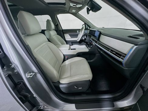 Used 2024 Hyundai Santa Fe Limited image 35