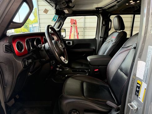 Used 2020 Jeep Wrangler Unlimited Rubicon w/ Uconnect 4C Nav & Sound Group AWD/4WD image 12