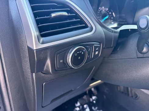 Used 2023 Ford Edge SEL w/ Convenience Package image 25