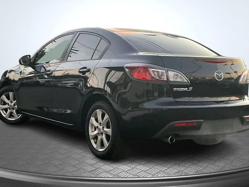 Used 2010 MAZDA MAZDA3 i Touring image 2