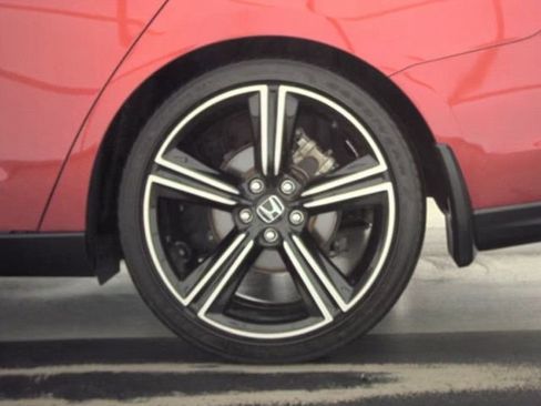 Used 2024 Honda Accord Sport image 19