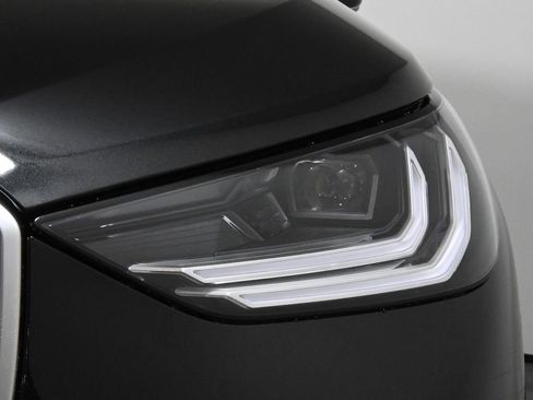 Used 2026 BMW X3 xDrive30 w/ Premium Package image 11