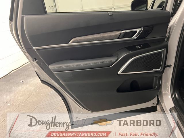 Used 2025 Kia Telluride SX X-Line AWD/4WD image 32