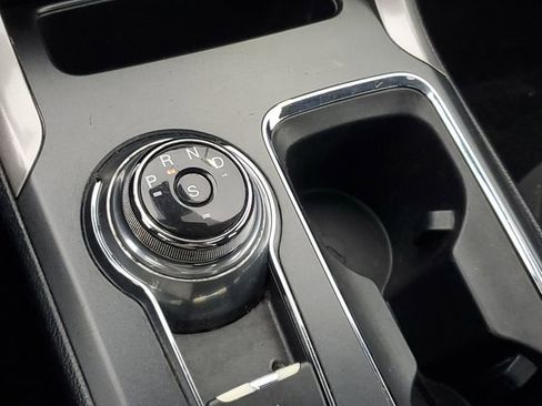 Used 2019 Ford Fusion SE AWD/4WD image 28