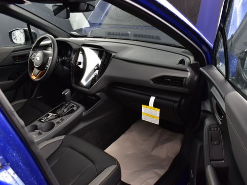 Used 2025 Subaru Crosstrek 2.5i Wilderness w/ Wilderness Package image 18