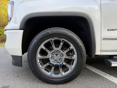 Used 2017 GMC Sierra 1500 Denali image 8