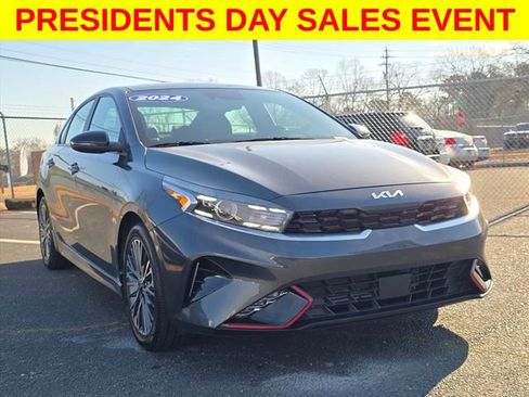 Used 2024 Kia Forte GT-Line image 11