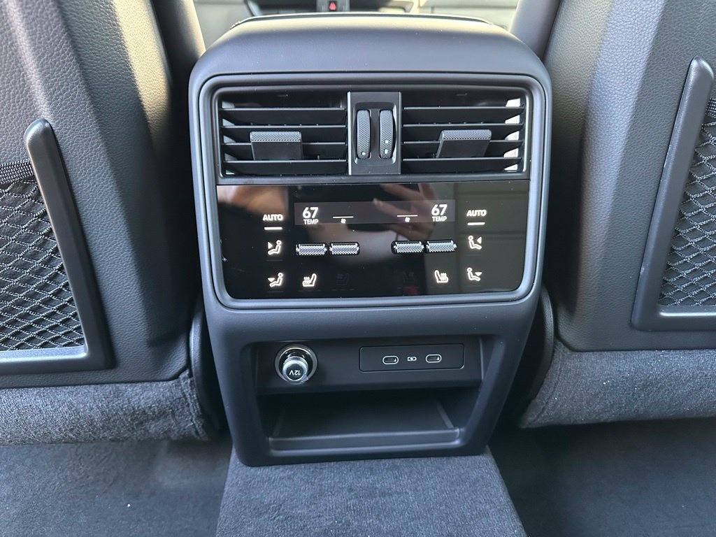 Certified 2026 Porsche Cayenne S AWD/4WD image 37