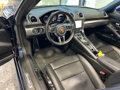 Used 2018 Porsche 718 Boxster S image 19