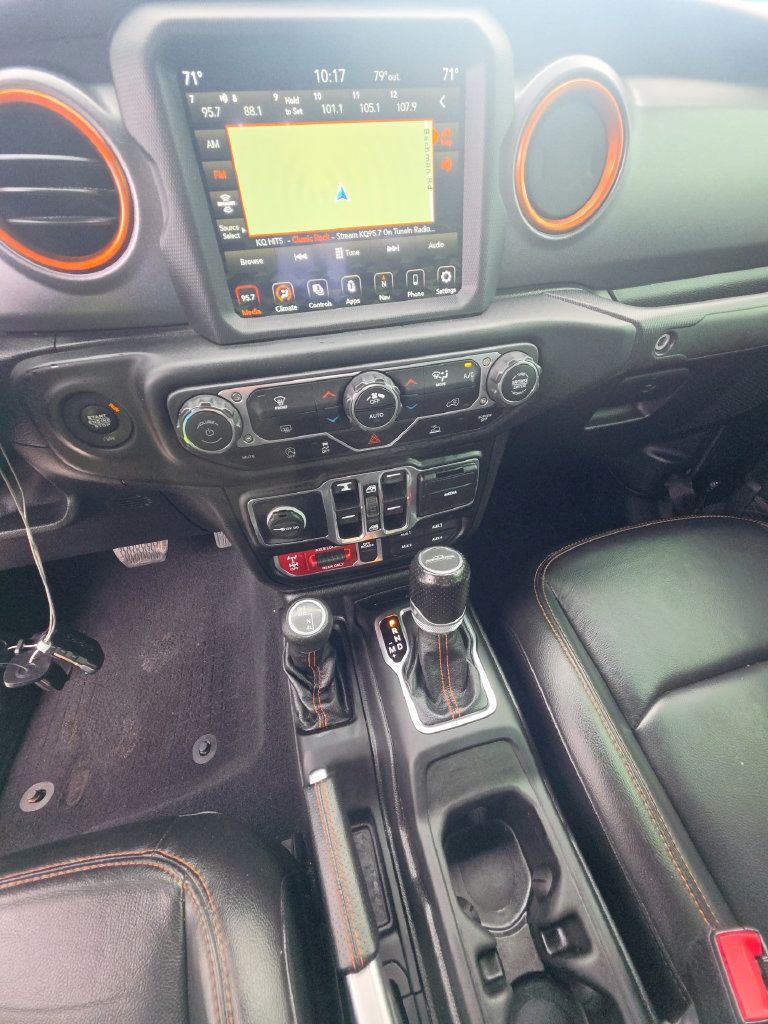 Used 2020 Jeep Gladiator Mojave AWD/4WD image 6