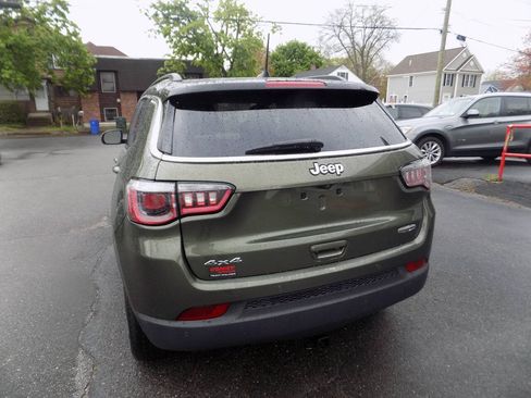 Used 2019 Jeep Compass Latitude w/ Cold Weather Group AWD/4WD image 5