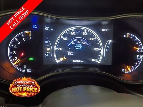 Used 2019 Jeep Grand Cherokee Altitude image 11