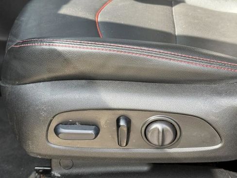 Used 2024 Chevrolet Equinox RS w/ RS Leather Package image 17