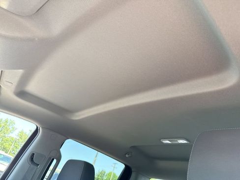 Used 2021 Chevrolet Silverado 1500 LT AWD/4WD image 22