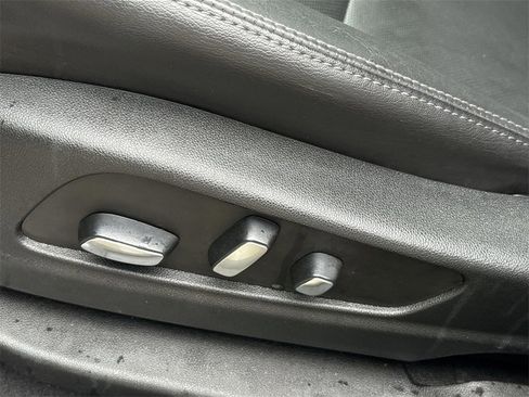 Used 2023 Cadillac XT5 Premium Luxury image 36