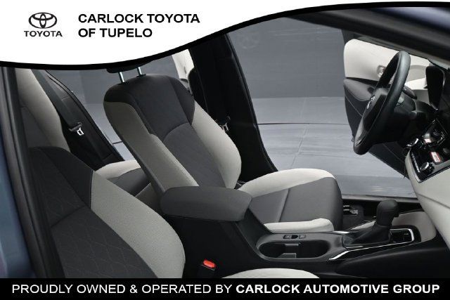 Used 2026 Toyota Corolla LE FWD image 37