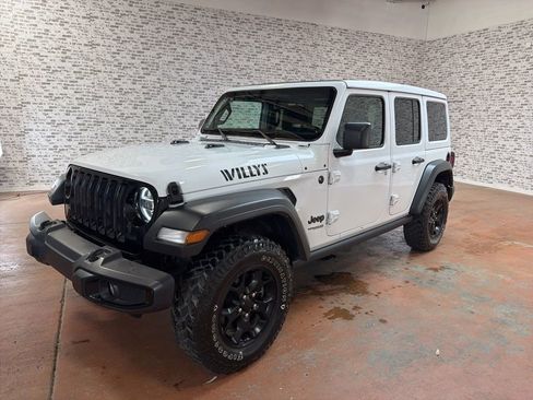 Used 2022 Jeep Wrangler Unlimited Sport AWD/4WD image 3