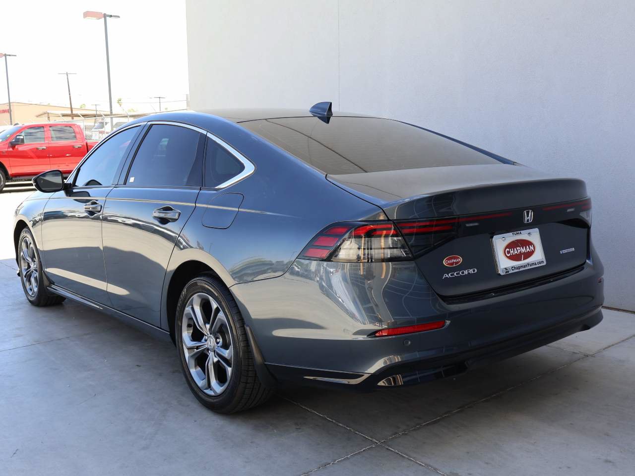 Used 2024 Honda Accord EX-L image 3