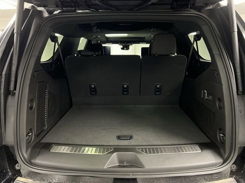 New 2025 Chevrolet Suburban High Country AWD/4WD image 63