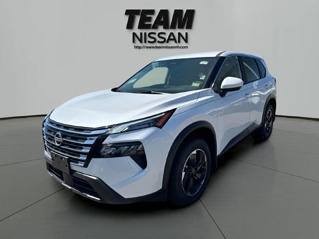 Used 2025 Nissan Rogue SV AWD/4WD image 3