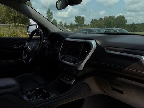 Used 2022 GMC Acadia SLT w/ Preferred Package AWD/4WD image 11