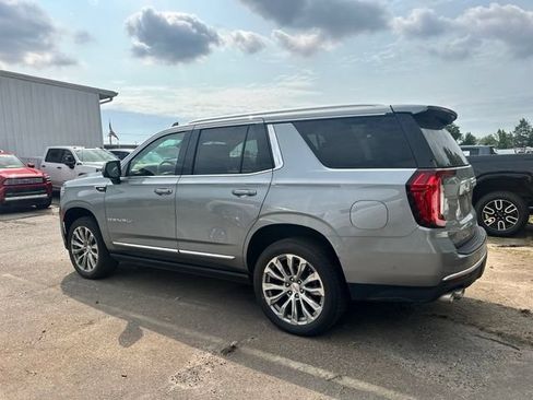 Used 2023 GMC Yukon Denali w/ Denali Reserve Package AWD/4WD image 8