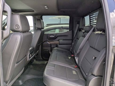 Used 2022 Chevrolet Silverado 1500 High Country AWD/4WD image 13
