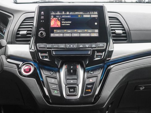 Used 2021 Honda Odyssey Touring image 14