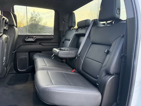 Used 2024 Chevrolet Silverado 2500 LTZ image 43