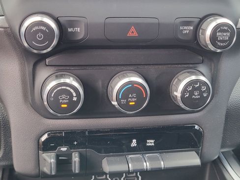 Used 2022 RAM 1500 Lone Star image 23