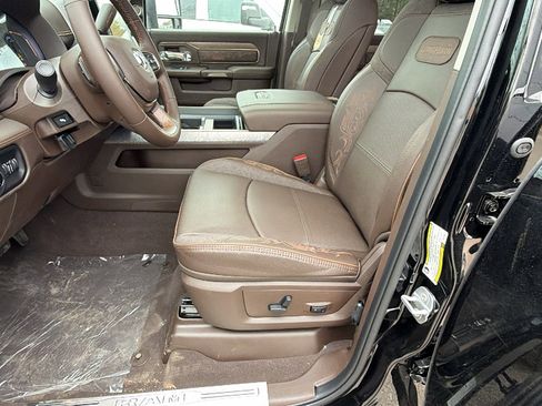 New 2026 RAM 2500 Limited image 16