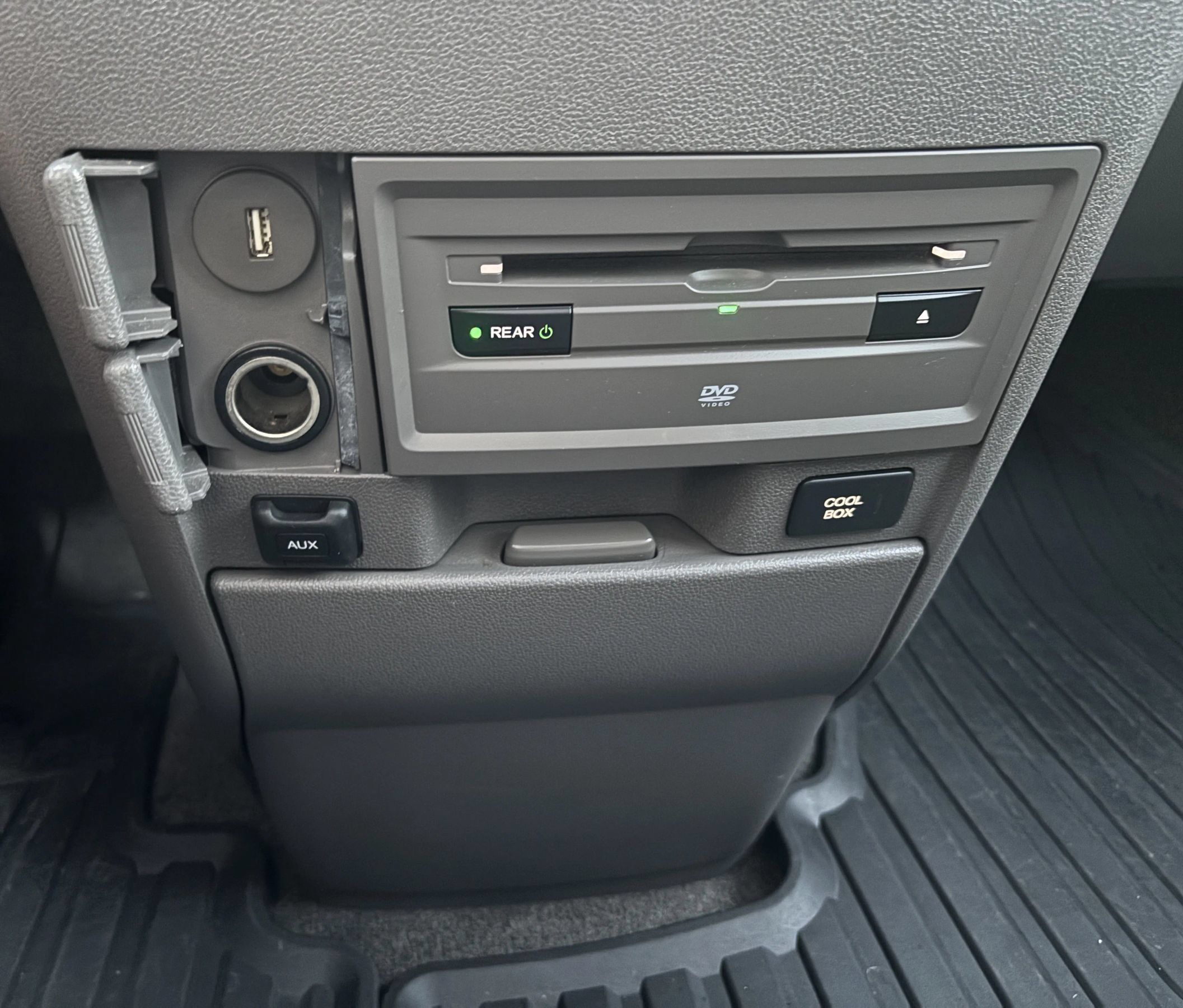Used 2015 Honda Odyssey Touring image 30