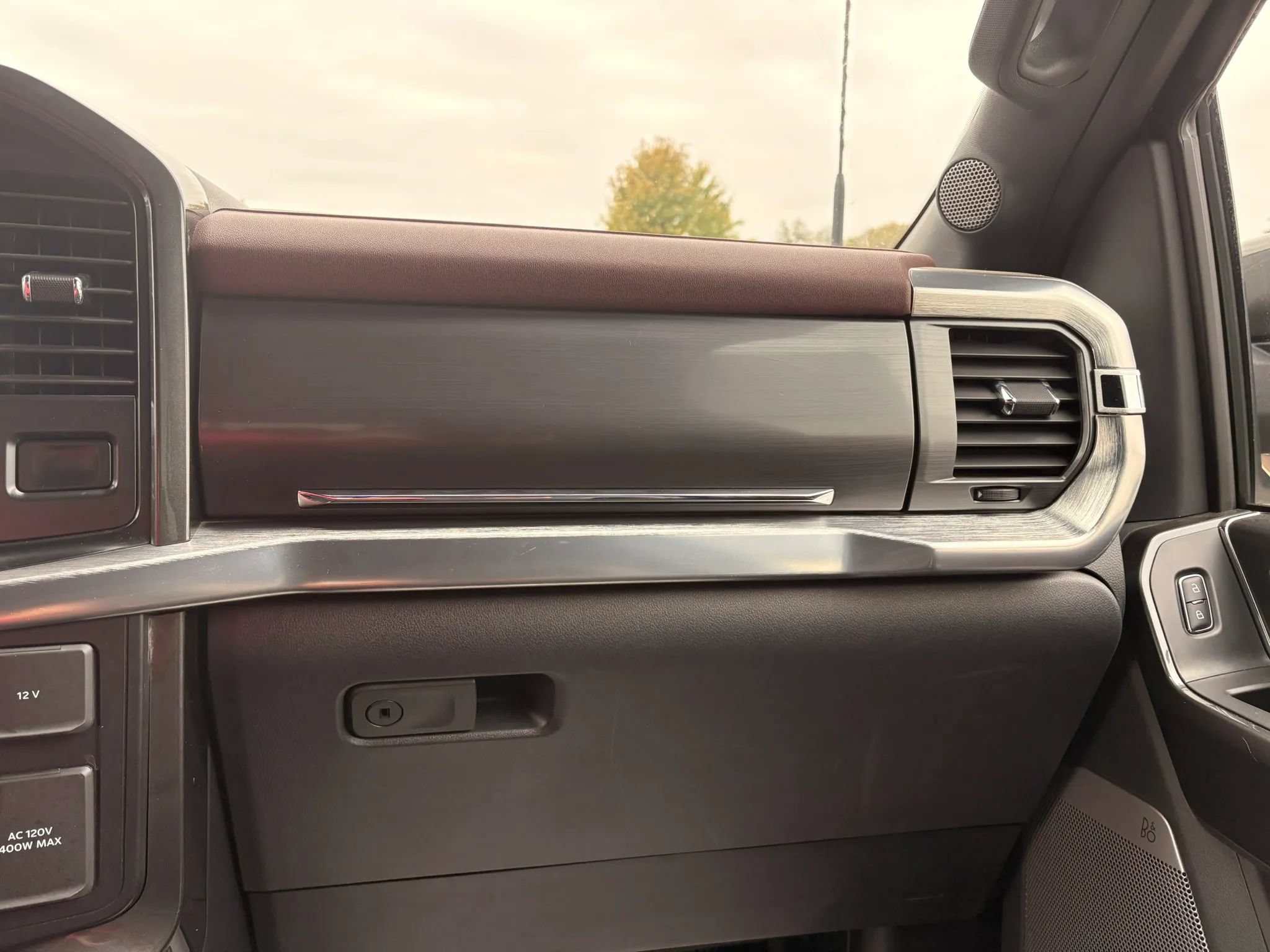 Used 2021 Ford F150 Lariat AWD/4WD image 22