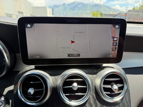 Certified 2022 Mercedes-Benz GLC 43 AMG 4MATIC image 28