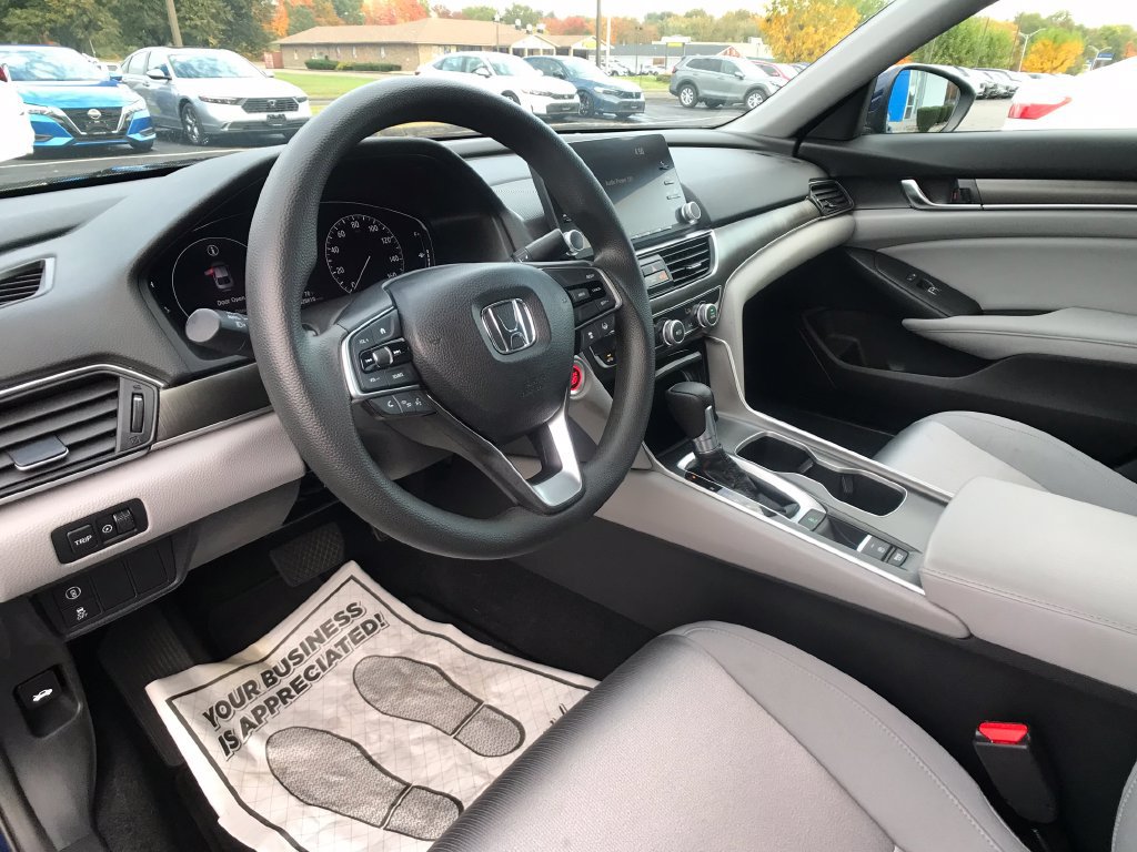 Used 2018 Honda Accord LX image 17