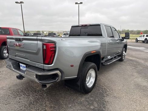 Used 2024 GMC Sierra 3500 SLT w/ SLT Premium Package image 4