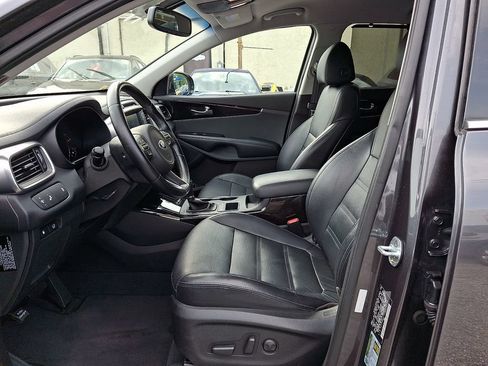 Used 2018 Kia Sorento EX AWD/4WD image 13