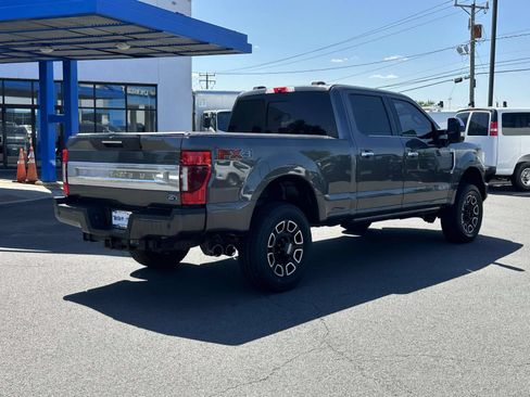 Used 2020 Ford F250 Platinum w/ FX4 Off-Road Package AWD/4WD image 4