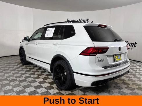 Used 2023 Volkswagen Tiguan SE R-Line FWD image 9