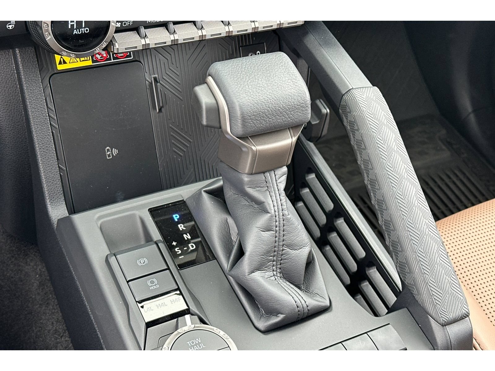 New 2026 Toyota 4Runner Limited AWD/4WD image 24